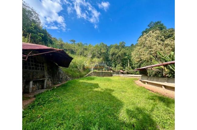 Casas, Venta en Yumbo