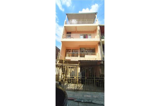 Edificios, Venta, Las Granjas - $700.000.000