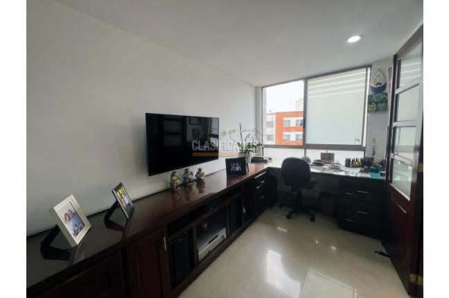 Apartamentos, Venta, La Flora - $880.000.000
