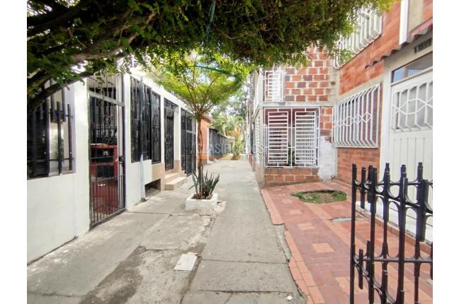 Casas, Alquiler, Villa del Prado - $1.200.000