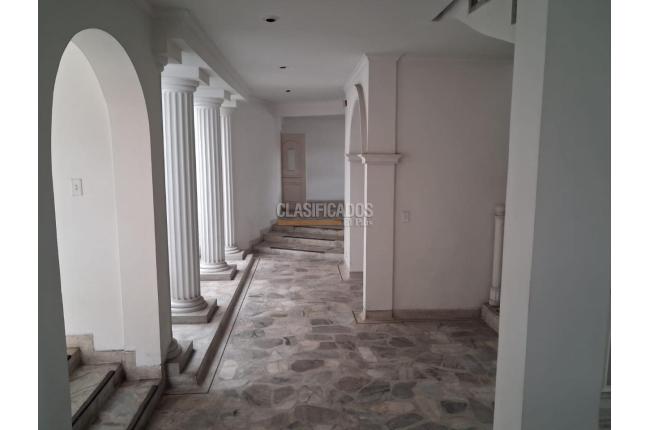 Casas, Venta, Prados del Norte - $1.300.000.000