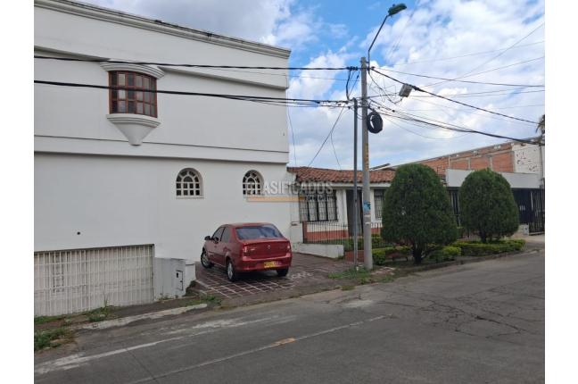 Casas, Venta, Prados del Norte - $1.300.000.000
