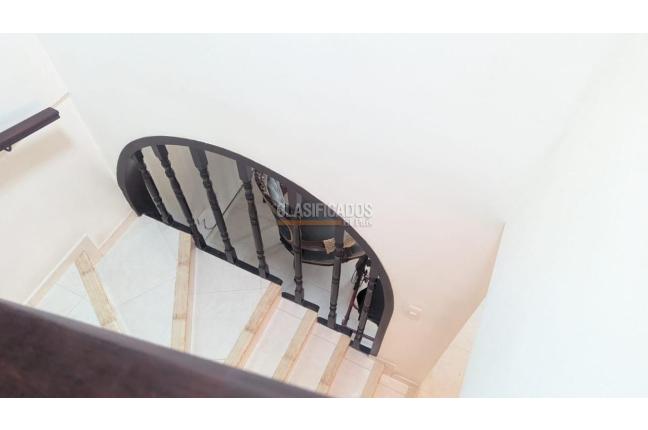 Casas, Venta, Alférez Real - $470.000.000