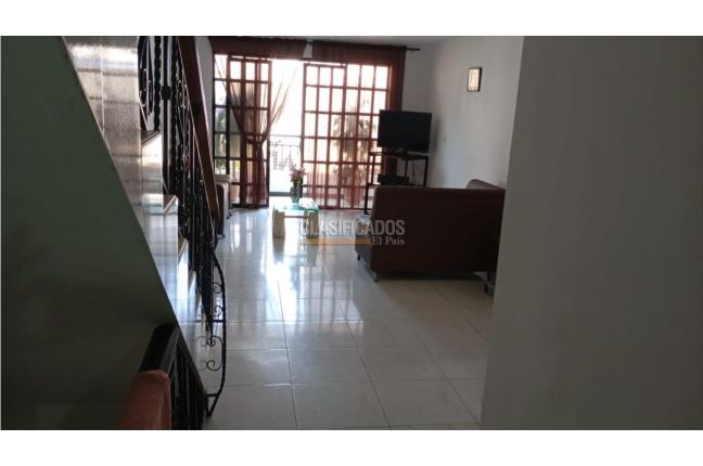 Casas, Venta en Calicanto