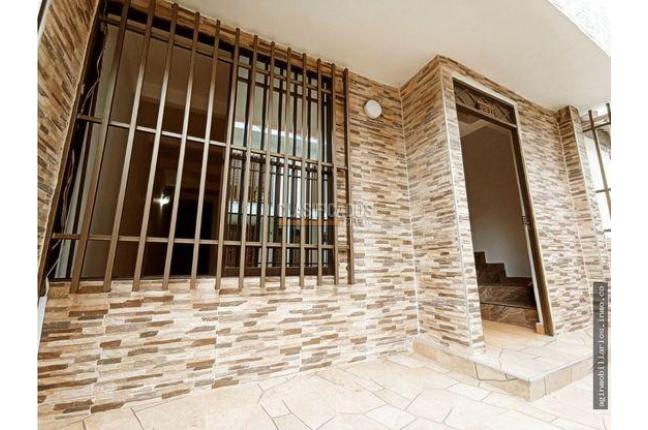 Casas, Alquiler en Villa del Prado