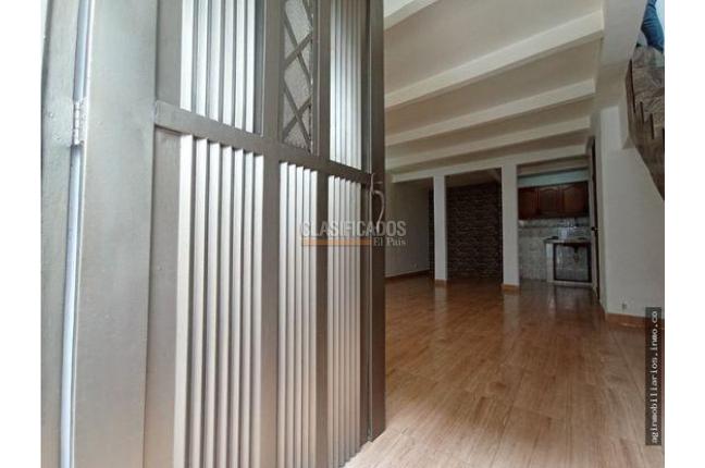 Casas, Alquiler en Villa del Prado