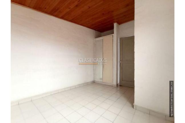 Casas, Alquiler, Villa del Prado - $1.350.000