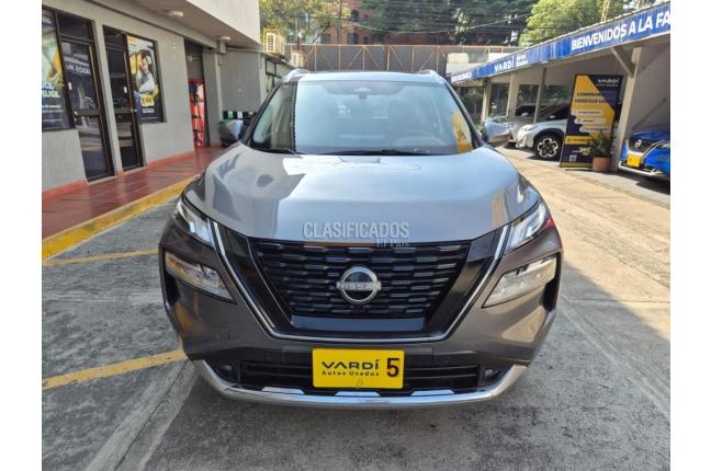 Nissan X-Trail 2025