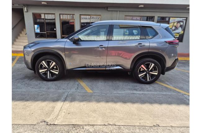 Nissan X-Trail 2025 - $175.990.000