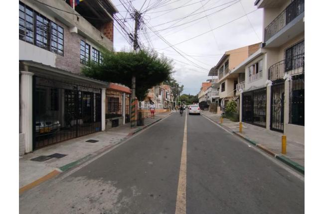 Apartamentos, Alquiler, La Esmeralda - $730.000