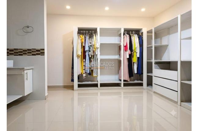 Apartamentos, Alquiler, La Campiña - $6.500.000