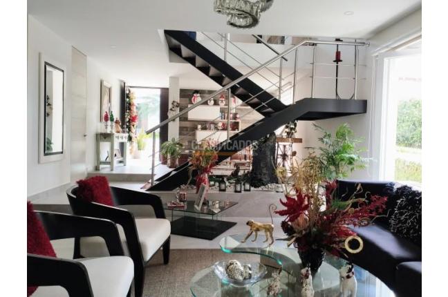 Casas, Alquiler en Pance