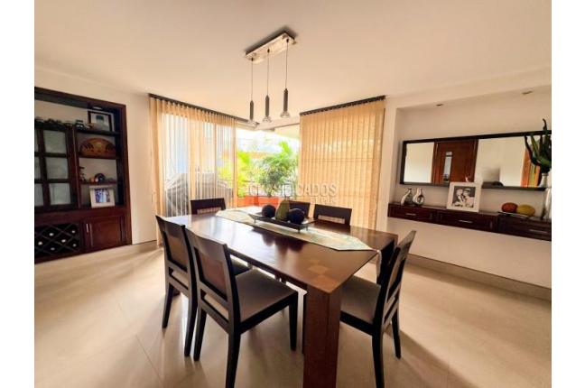 Apartamentos, Venta, La Flora - $880.000.000
