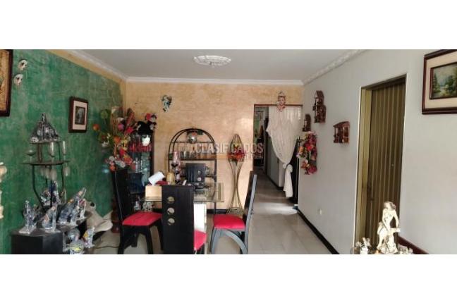 Edificios, Venta, San Luis - $750.000.000