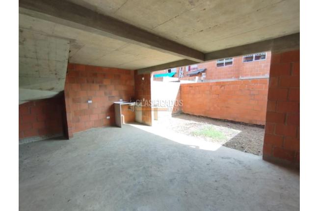 Apartamentos, Venta en Jamundí