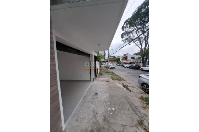 Locales y Bodegas, Alquiler, Santa Isabel - $2.200.000