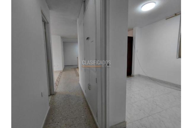 Apartamentos, Alquiler, Miraflores - $1.600.000