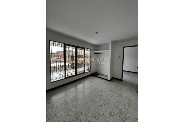 Casas, Alquiler, San Carlos - $1.200.000