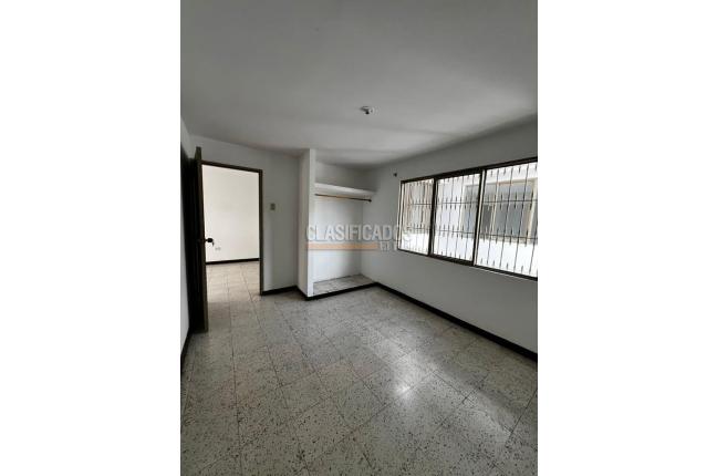 Casas, Alquiler, San Carlos - $1.200.000