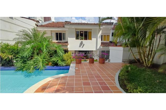 Casas, Venta en Santa Teresita