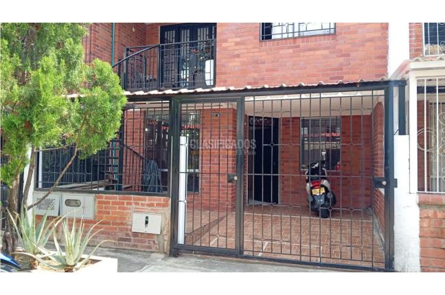 Casas, Alquiler en Caney