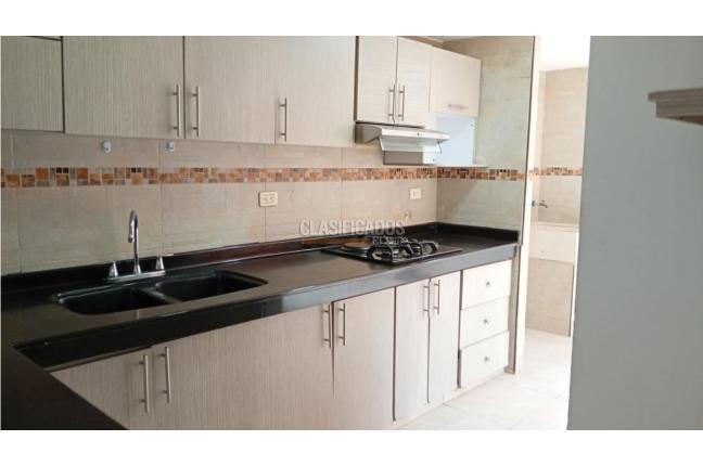 Casas, Alquiler en Caney