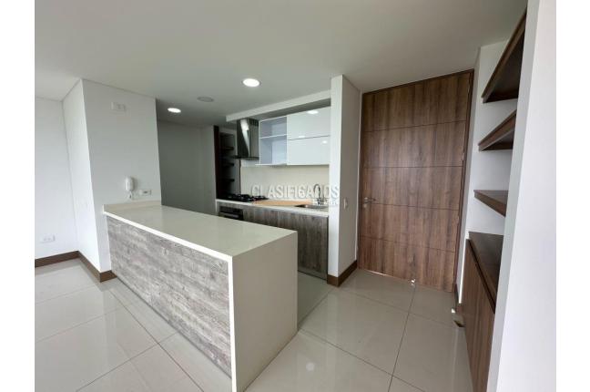 Apartamentos, Alquiler, Ciudad Jardín - $3.800.000
