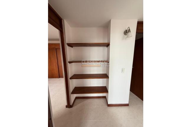 Apartamentos, Venta, La Hacienda - $380.000.000