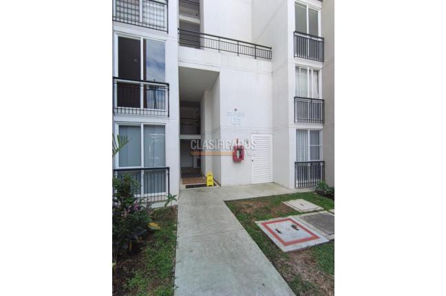 Apartamentos, Alquiler, Ciudad Pacifica - $1.700.000