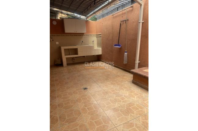 Casas, Alquiler, Caney - $2.250.000