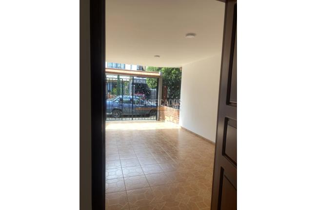 Casas, Alquiler en Caney