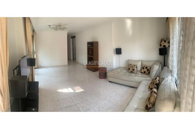 Apartamentos, Venta en Las Quintas de Don Simón