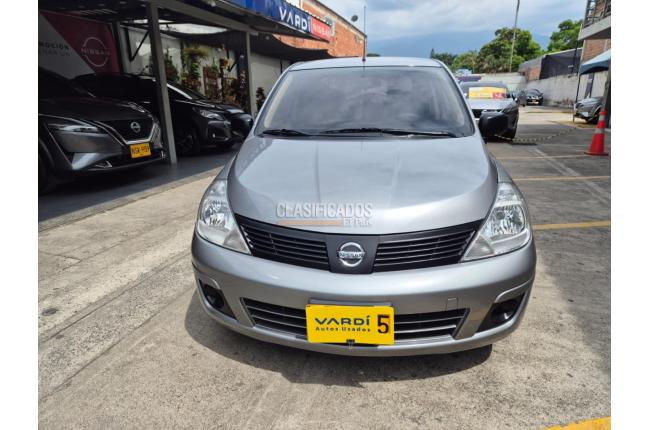 Nissan Tiida 2015