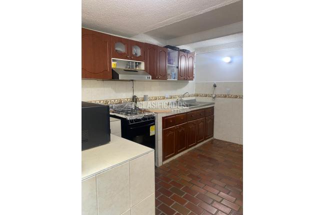 Casas, Venta, Paseo de los Almendros - $540.000.000