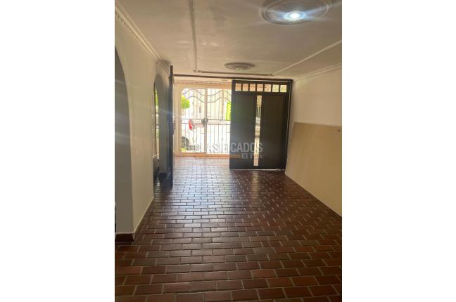 Casas, Venta, Paseo de los Almendros - $540.000.000