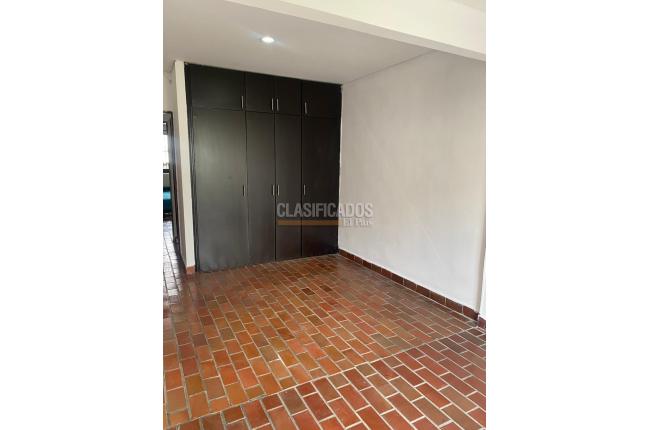 Casas, Venta, Paseo de los Almendros - $540.000.000