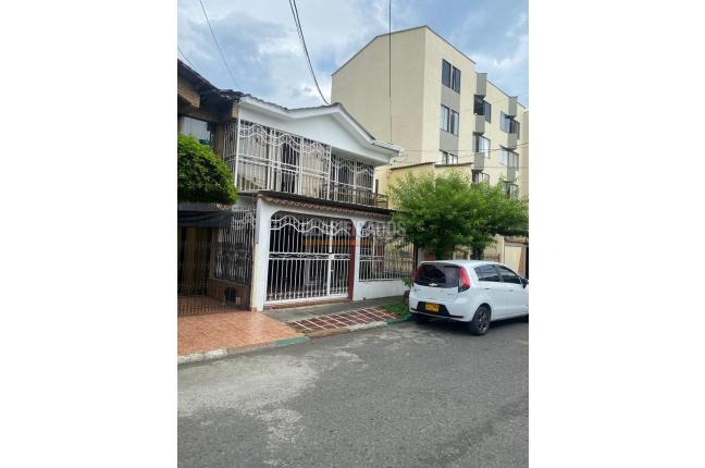 Casas, Venta, Paseo de los Almendros - $540.000.000
