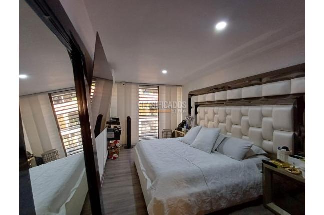 Casas, Venta, Paseo de los Almendros - $750.000.000