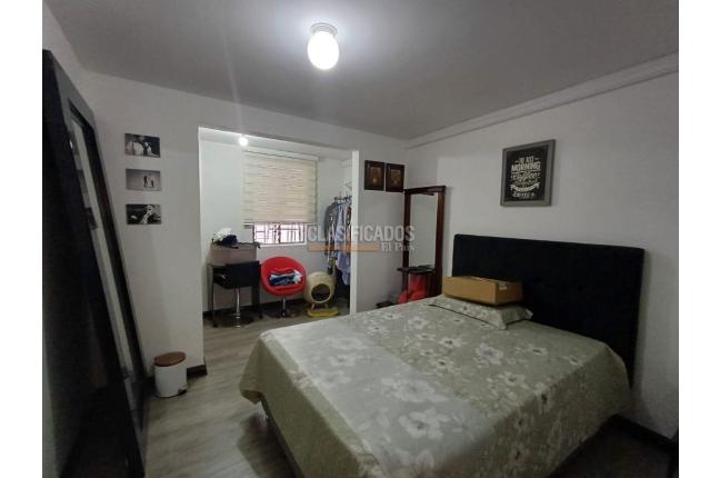 Casas, Venta, Paseo de los Almendros - $750.000.000