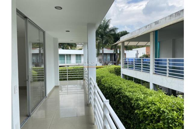 Casas, Venta en Ciudad Jardín