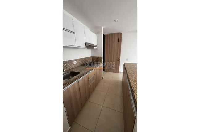 Apartamentos, Alquiler, Barranquilla - $2.100.000