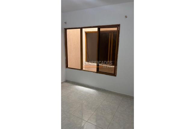 Apartamentos, Alquiler, Santa Elena - $1.250.000
