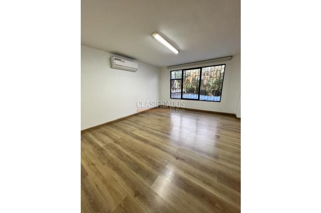 Casas, Alquiler en Santa Mónica Norte