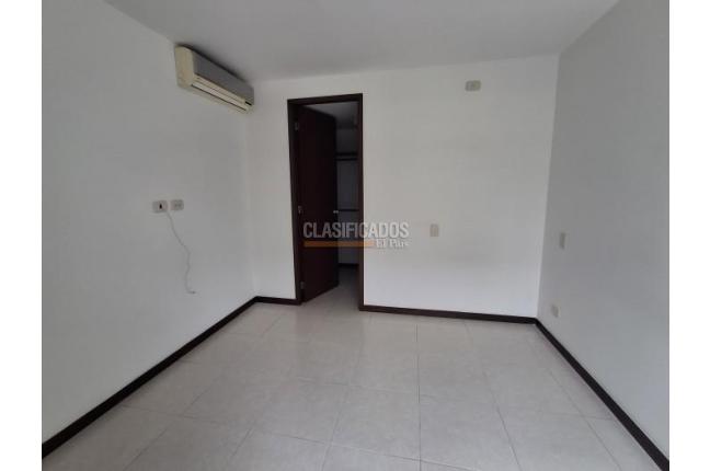 Apartamentos, Venta, La Flora - $390.000.000