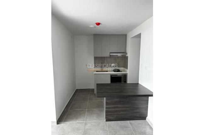 Apartaestudios, Alquiler, Dos Quebradas - $1.550.000