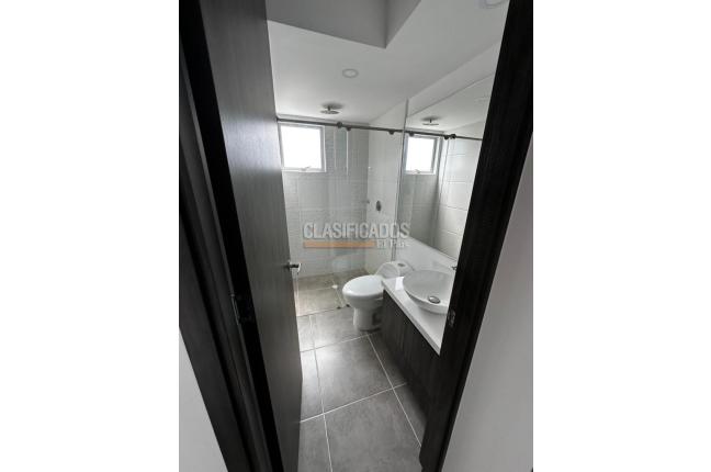 Apartaestudios, Alquiler, Dos Quebradas - $1.550.000