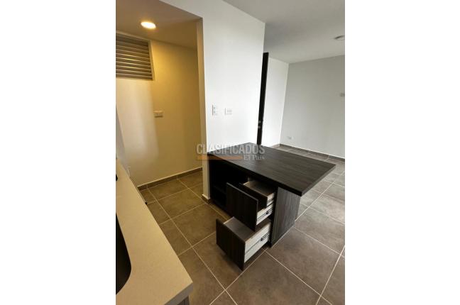 Apartaestudios, Alquiler, Dos Quebradas - $1.550.000