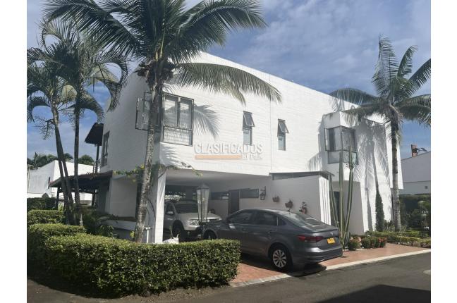 Casas, Venta en La Morada