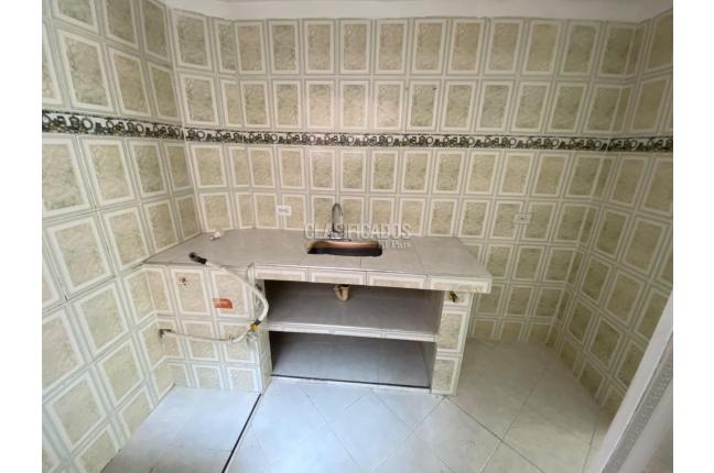 Apartamentos, Alquiler, Valle Grande - $660.000