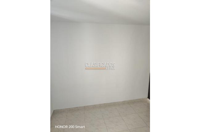 Apartamentos, Alquiler, Colseguros - $1.400.000
